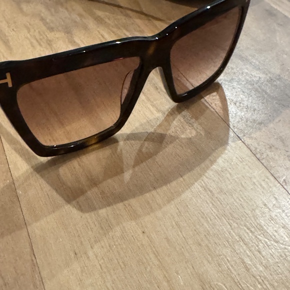 Tom Ford sunglasses - Picture 5 of 6